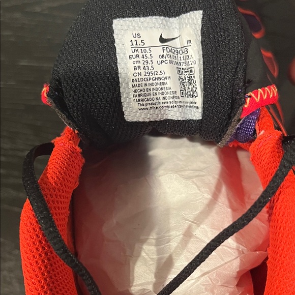 Nike Air Max Plus TN Black and Red with Purple Accents Men’s size 11.5 - Picture 6 of 7